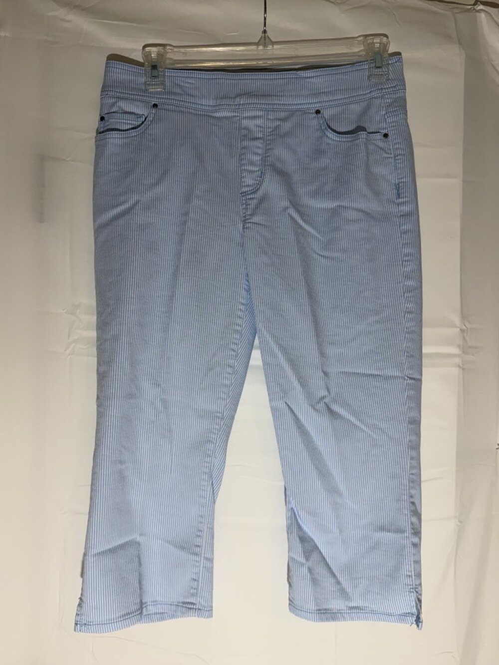 Womens Capri Pants, Size 12